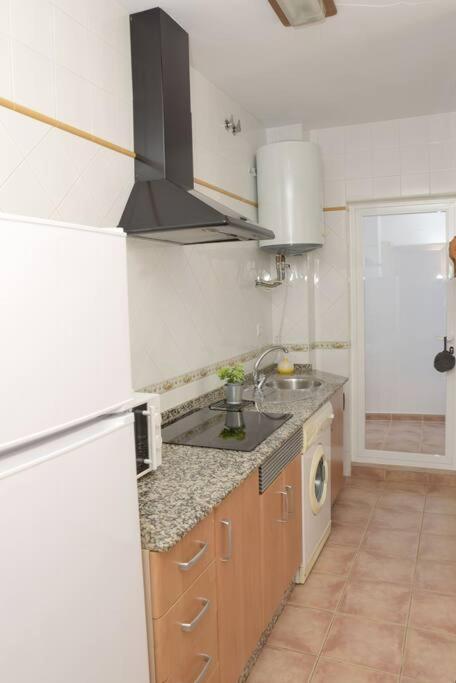 Apartamento Elena - Solo Familias Y Parejas Кониль-де-ла-Фронтера Экстерьер фото