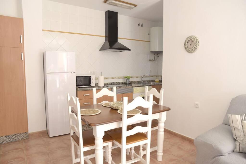 Apartamento Elena - Solo Familias Y Parejas Кониль-де-ла-Фронтера Экстерьер фото