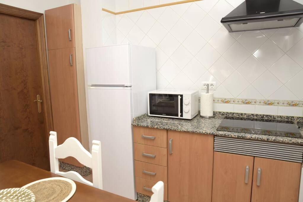 Apartamento Elena - Solo Familias Y Parejas Кониль-де-ла-Фронтера Экстерьер фото
