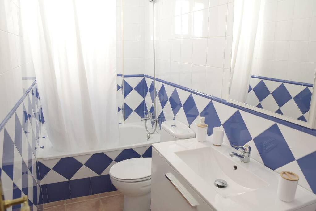 Apartamento Elena - Solo Familias Y Parejas Кониль-де-ла-Фронтера Экстерьер фото