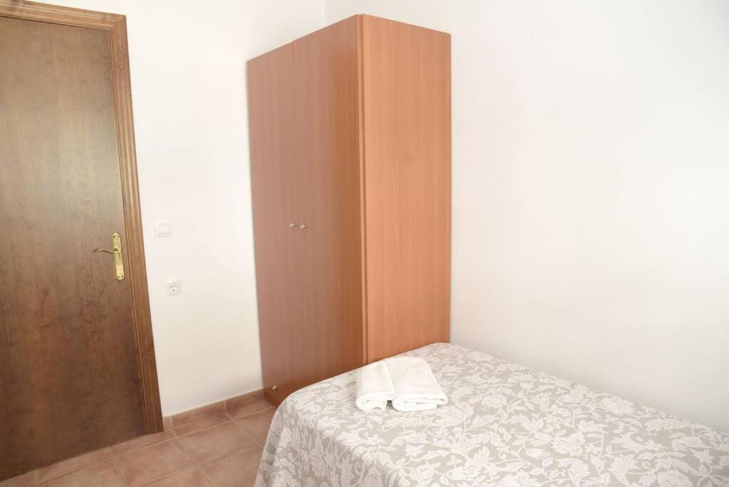 Apartamento Elena - Solo Familias Y Parejas Кониль-де-ла-Фронтера Экстерьер фото